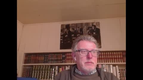 Snapshot of hotlux_54 chatting on February 25, 10:39 pm hotlux_54 online show from February 25, 10:39 pm