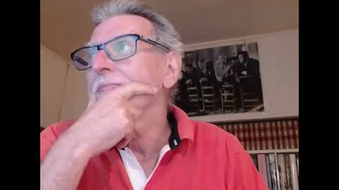 Snapshot of hotlux_54 chatting on September 13, 10:26 am hotlux_54 online show from September 13, 10:26 am