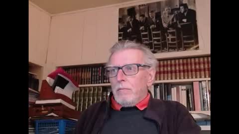 Snapshot of hotlux_54 chatting on October 18, 3:02 pm hotlux_54 online show from October 18, 3:02 pm