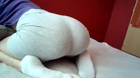 Makenzie online show from December 30, 8:54 am