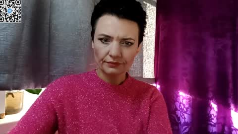 hotmamaqueen234 online show from April 15, 2:46 pm