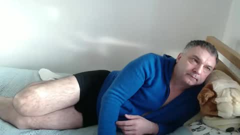 Snapshot of hotman7423 chatting on February 17, 8:11 am hotman7423 online show from February 17, 8:11 am