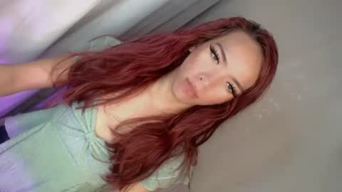 Snapshot of hotmichelle292006 chatting on June 30, 6:03 am HI its me youre lovely MICHAELA online show from June 30, 6:03 am