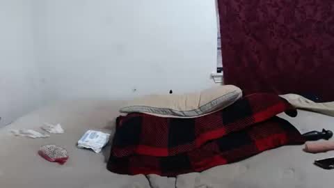 hotmodel1984 online show from October 25, 10:26 pm