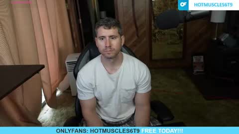 hotmuscles6t9 online show from April 13, 2:33 pm