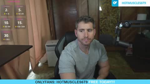 hotmuscles6t9 online show from April 15, 3:41 pm