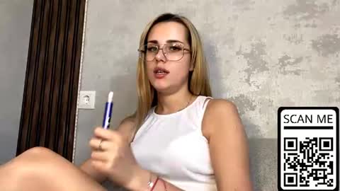 hotmusex online show from June 24, 12:37 pm