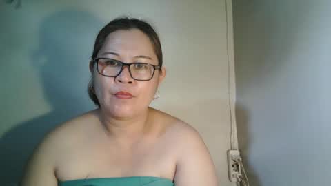 Snapshot of hotpreciousxxx chatting on March 2, 5:41 am hotpreciousxxx online show from March 2, 5:41 am