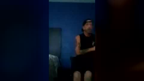 Snapshot of hotrodmechanic chatting on June 14, 3:41 am hotrodmechanic online show from June 14, 3:41 am