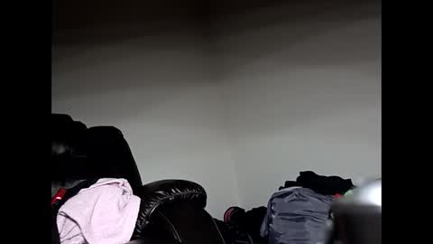 hotrox6942 online show from April 12, 6:18 am