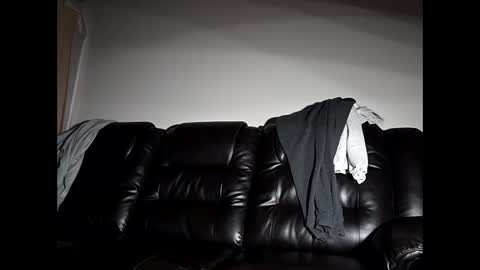 hotrox6942 online show from April 16, 6:14 am