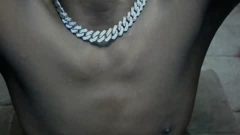 hotshadowx online show from April 15, 2:29 am