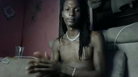 hotshadowx online show from April 17, 6:55 pm