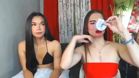 Snapshot of hotsinfulbabes_savana chatting on May 27, 2:08 am Savana olala online show from May 27, 2:08 am