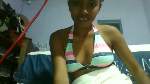 Snapshot of hotstecy09 chatting on May 28, 4:59 pm hotstecy09 online show from May 28, 4:59 pm