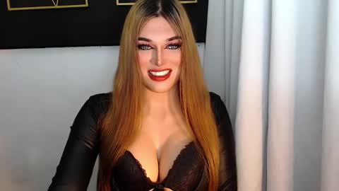 Snapshot of hotstellacumxxx chatting on January 11, 4:27 am STELLA online show from January 11, 4:27 am