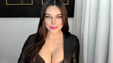 Snapshot of hotstellacumxxx chatting on September 22, 9:44 am STELLA online show from September 22, 9:44 am