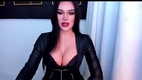 Snapshot of hotstellacumxxx chatting on May 19, 6:31 am STELLA online show from May 19, 6:31 am