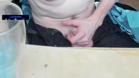 Snapshot of hotsummer1996 chatting on March 4, 5:45 pm hot online show from March 4, 5:45 pm