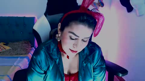 hotsweet 69 online show from April 14, 5:35 am