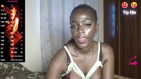 Amalia online show from November 22, 1:43 pm