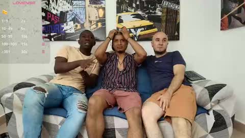 hott_asses online show from January 5, 1:26 pm