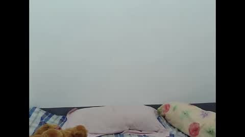 Snapshot of hottest0916 chatting on March 1, 12:18 pm hottest0916 online show from March 1, 12:18 pm