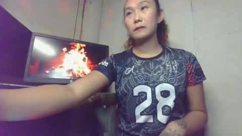 Snapshot of hottestkera69 chatting on November 5, 3:50 am kera online show from November 5, 3:50 am