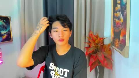 hottestloues online show from March 17, 11:46 am