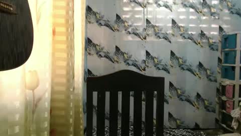 Snapshot of hottie968534 chatting on October 15, 5:51 am hottie968534 online show from October 15, 5:51 am