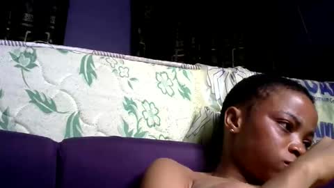 hottie baddie14 online show from March 18, 12:58 am