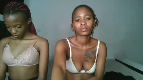 hottie_mistie online show from April 15, 11:06 am