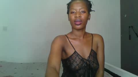 hottie_mistie online show from July 15, 11:04 am