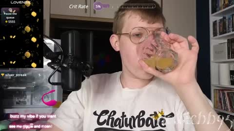 Snapshot of hottiebb95 chatting on January 23, 5:35 am Roberts stones online show from January 23, 5:35 am