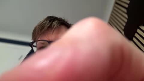 Roberts stones online show from April 23, 8:24 am