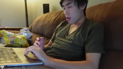 hottiewithabody101 online show from September 14, 9:30 am