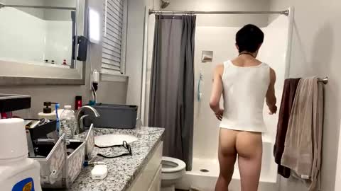 hottiewithabody101 online show from June 1, 11:01 am