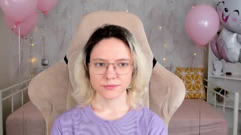 Kori online show from April 3, 5:49 am