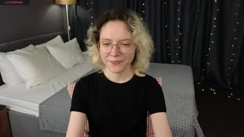 Kori online show from April 11, 5:34 am