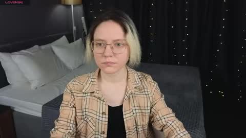 Kori online show from April 12, 5:34 am