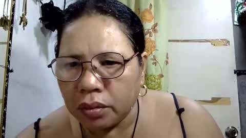 Snapshot of hottycrissy4u chatting on June 1, 10:50 am hottycrissy4u online show from June 1, 10:50 am