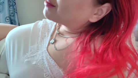 Snapshot of hotvany chatting on November 10, 9:30 am Goddess of Luv online show from November 10, 9:30 am