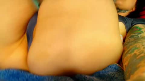 Snapshot of hotwetfreak chatting on February 17, 6:20 am Lili Vixen online show from February 17, 6:20 am