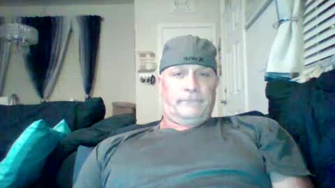 Snapshot of hotyummycock69 chatting on September 12, 12:44 am hotyummycock69 online show from September 12, 12:44 am