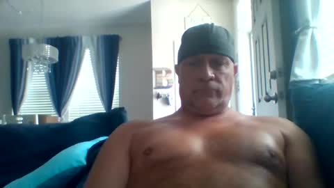 hotyummycock69 online show from June 29, 5:57 pm