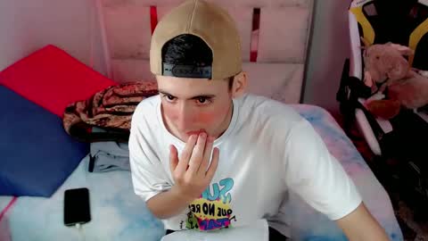 HOUSTON online show from March 2, 9:10 pm