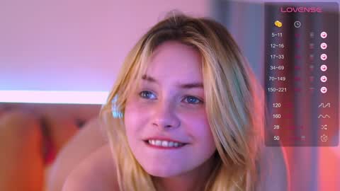 Snapshot of howimeturmum chatting on January 31, 1:02 pm ash. see u on sunday online show from January 31, 1:02 pm