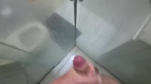 Snapshot of hricieri chatting on October 21, 10:32 pm Henrique online show from October 21, 10:32 pm