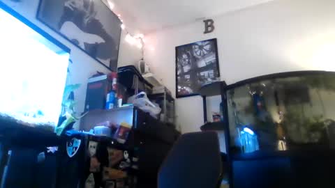 Snapshot of hrnyymf chatting on December 28, 7:00 am hrnyymf online show from December 28, 7:00 am