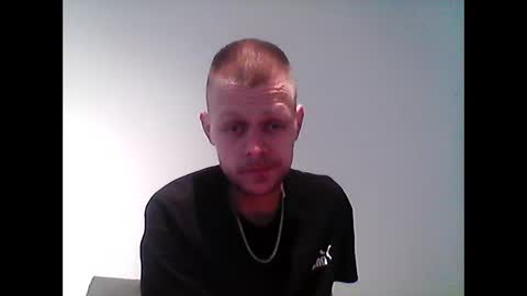 hubikush22 online show from December 15, 8:08 am